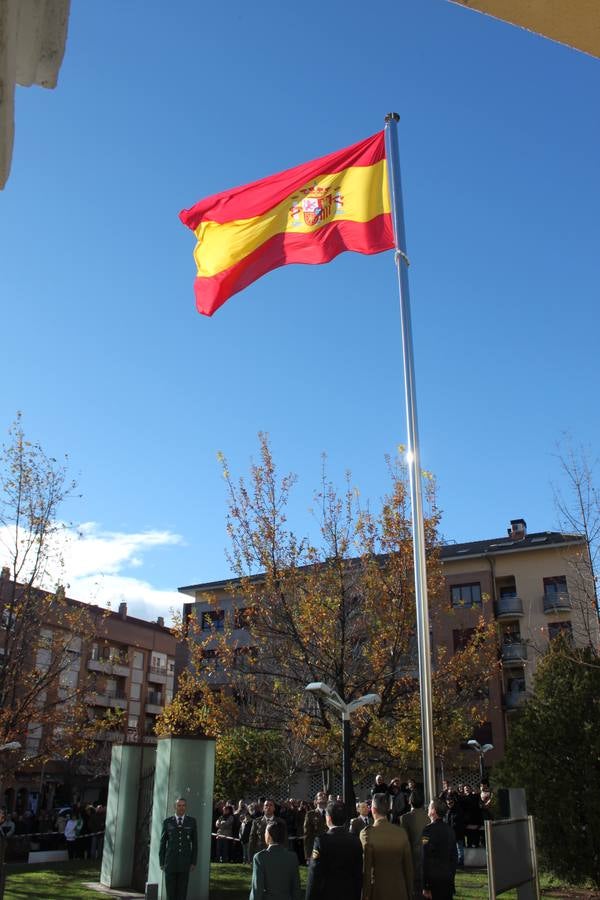 Homenaje a la bandera en Arnedo