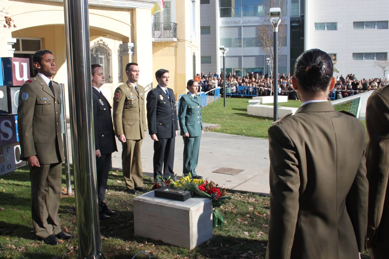 Homenaje a la bandera en Arnedo