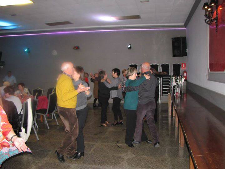 Villarroya honra a su patrona con la inauguración del nuevo reloj de la torre de la iglesia