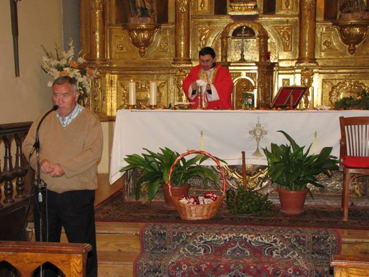Villarroya honra a su patrona con la inauguración del nuevo reloj de la torre de la iglesia