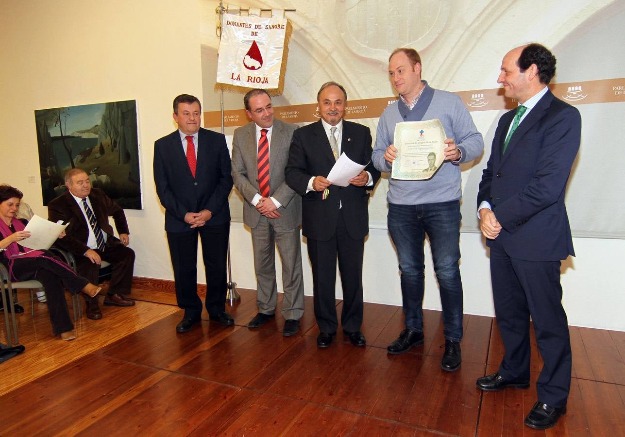 Adonar rinde homenaje a sus fundadores y a sus cuatro presidentes