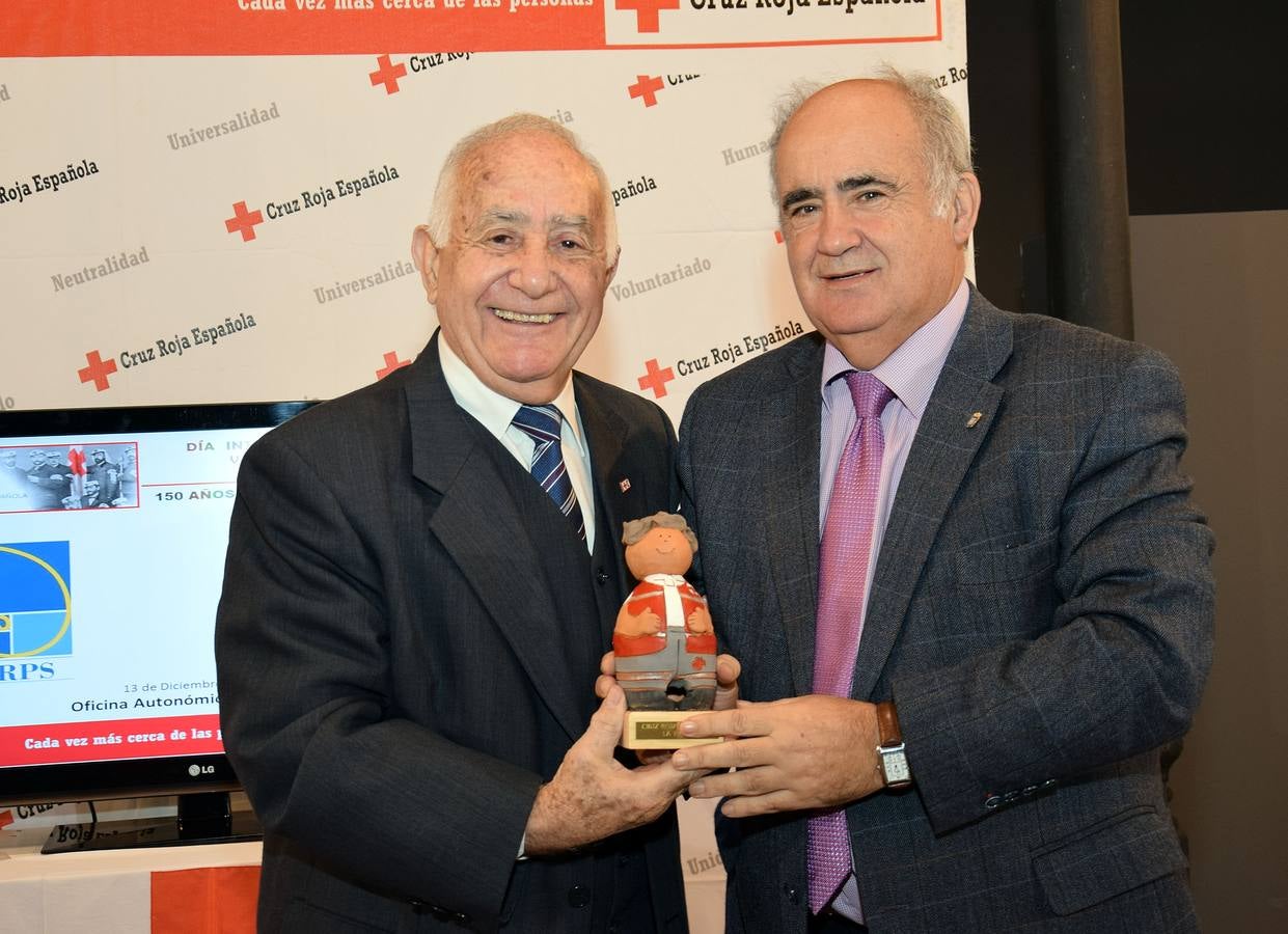 Cruz Roja entrega diez distinciones con motivo del Día Internacional del Voluntariado