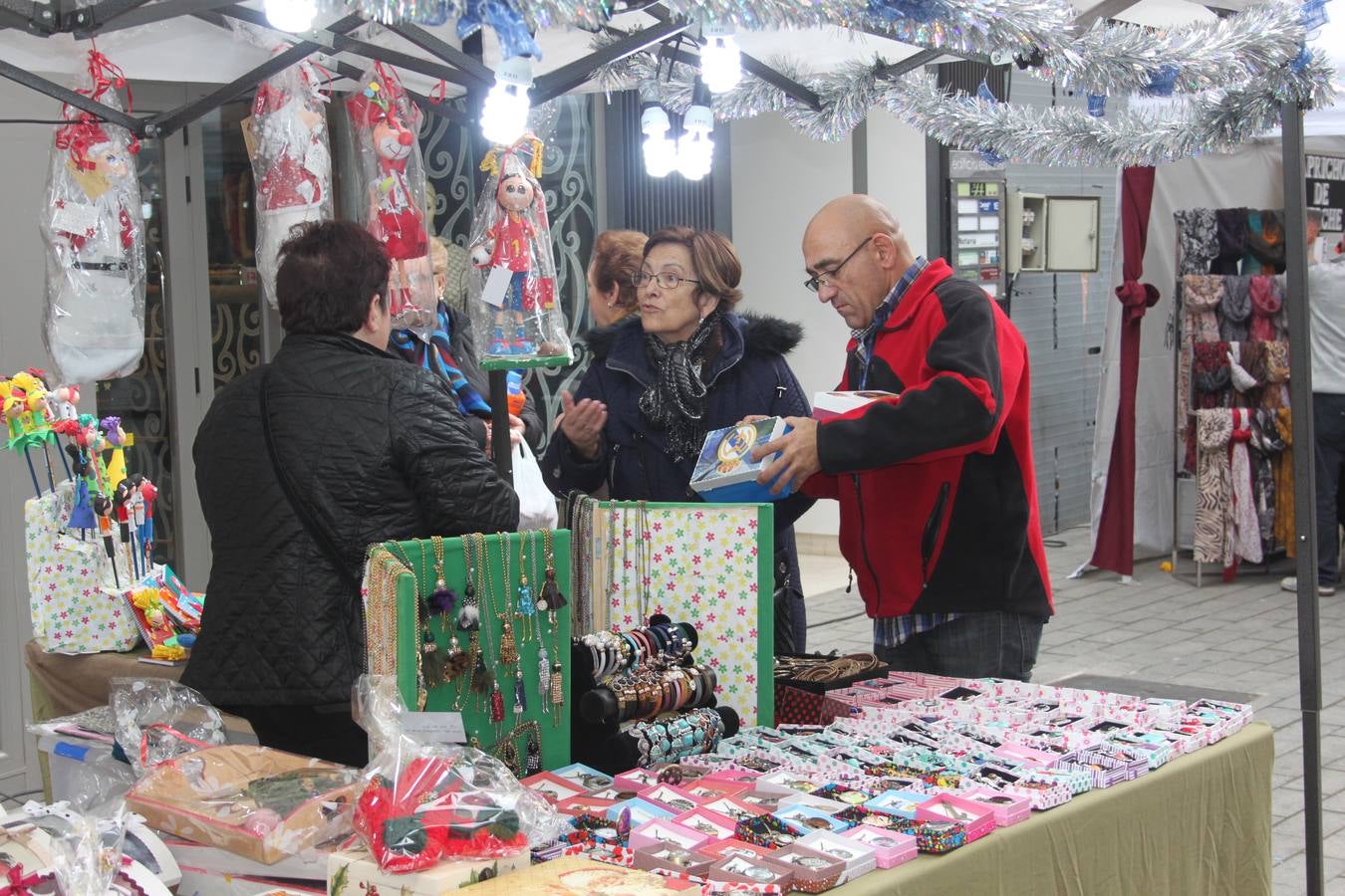 Mercado navideño por Santa Lucía en Arnedo