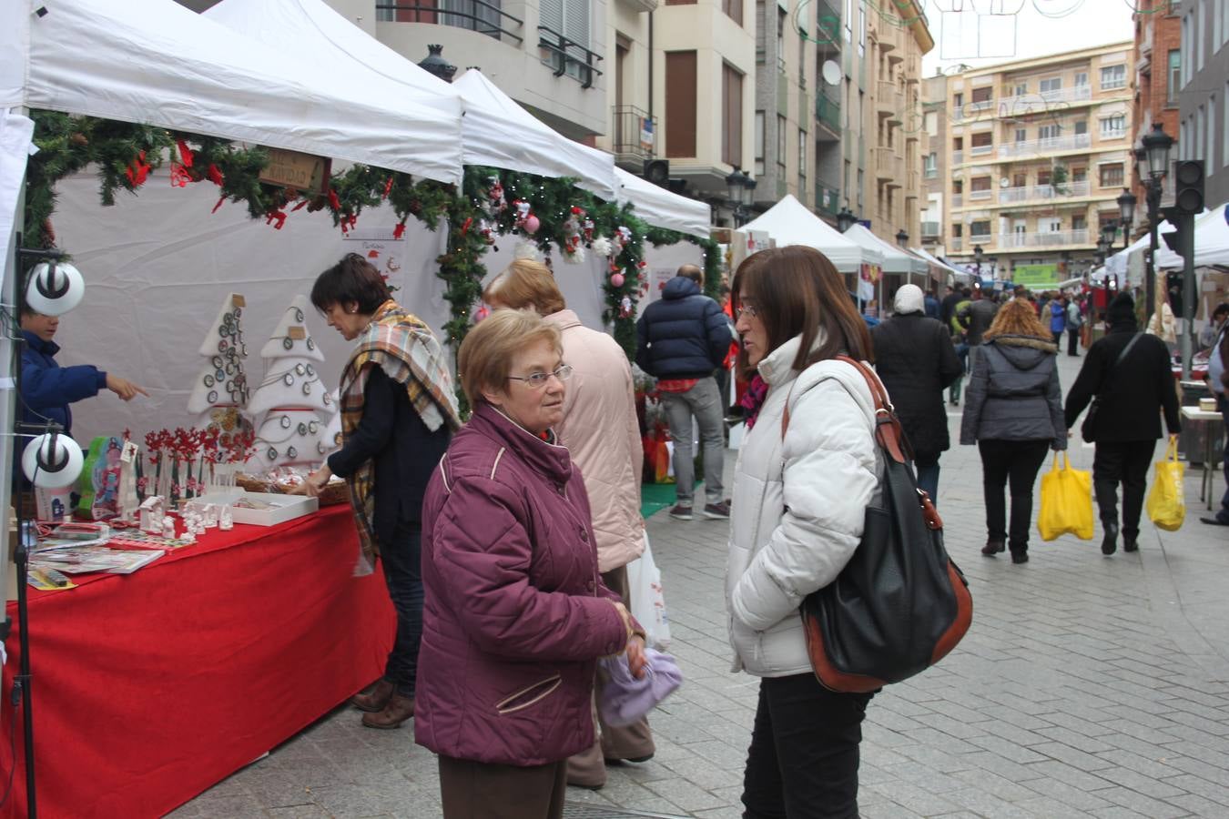 Mercado navideño por Santa Lucía en Arnedo