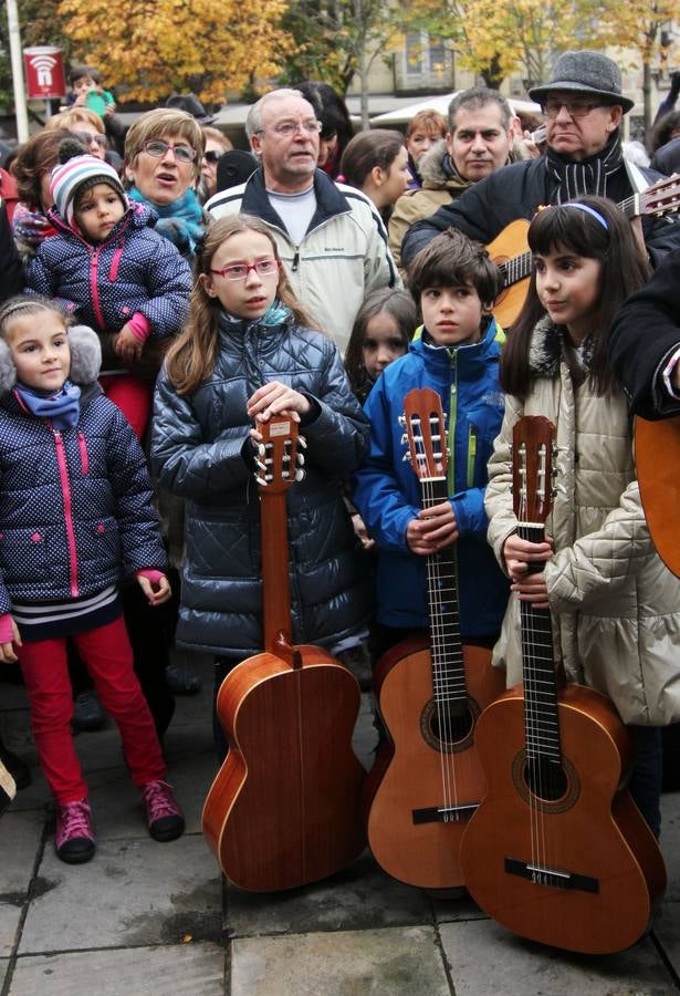 El homenaje sorpresa a Sor María Teresa Velasco cierra la iniciativa &#039;Serenata a tus valores&#039;