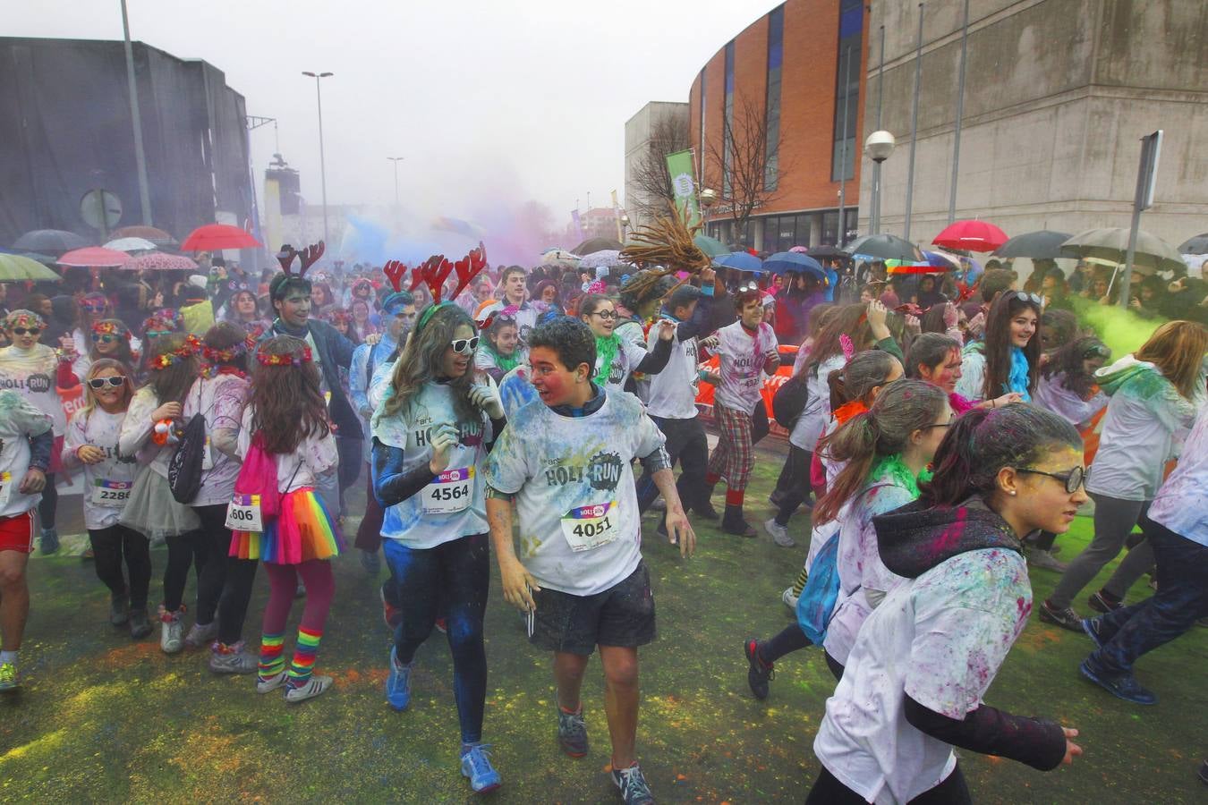 Logroño celebra la Holi Run (II)