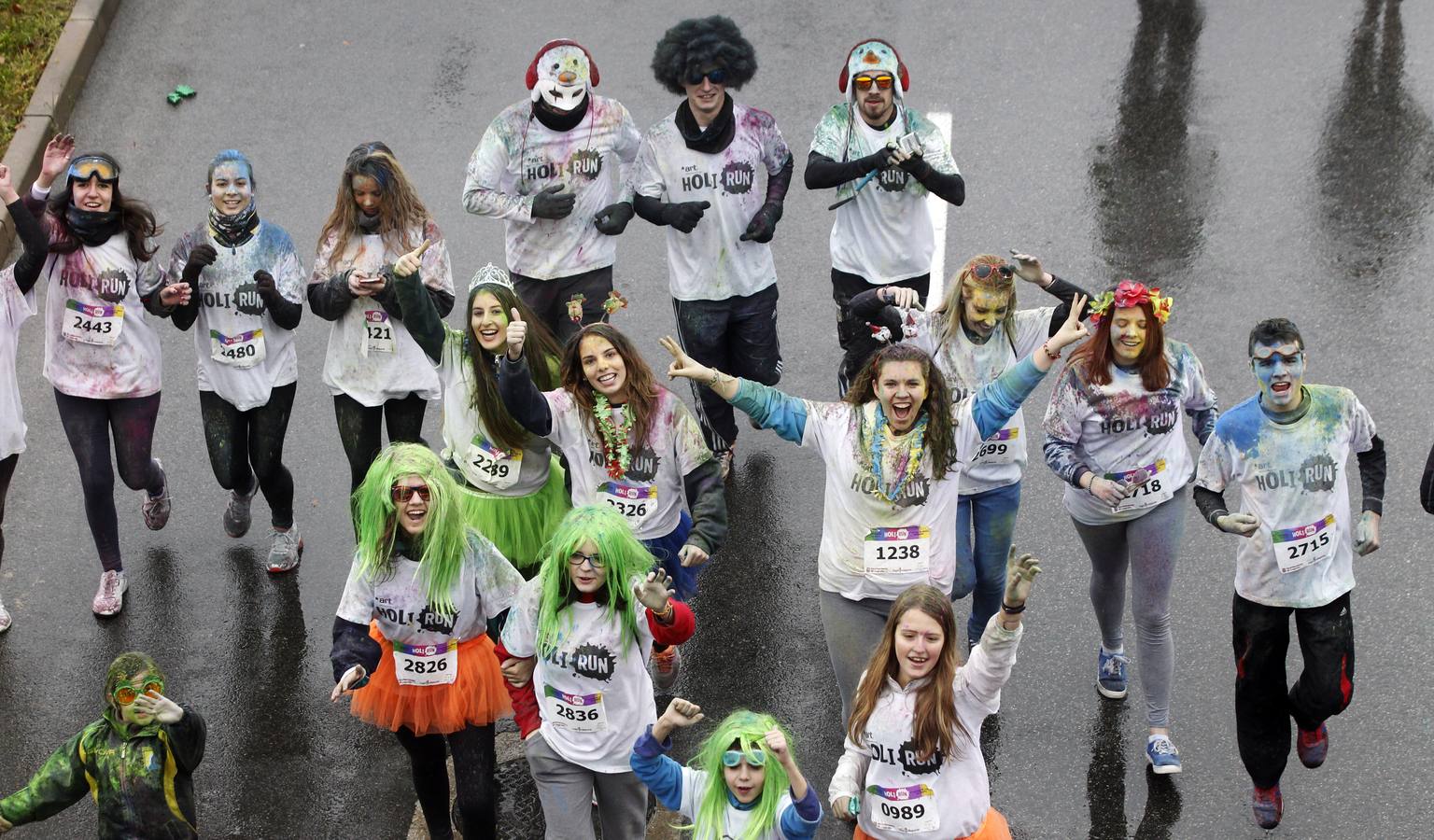 Logroño se llena de color con la Holi Run (I)