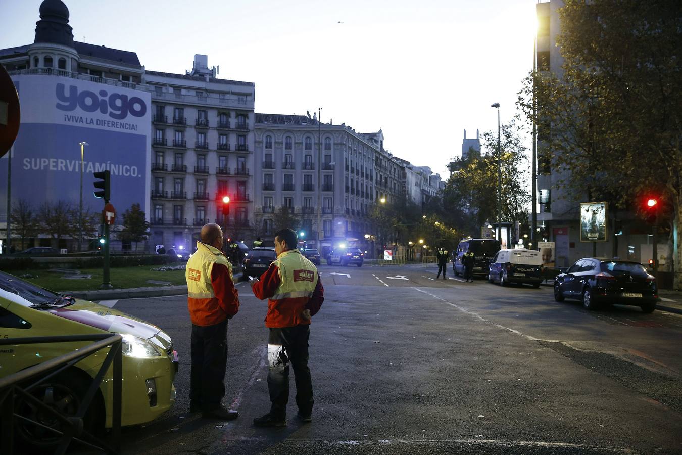 El autor del incidente ha sido detenido y trasladado a dependencias policiales.