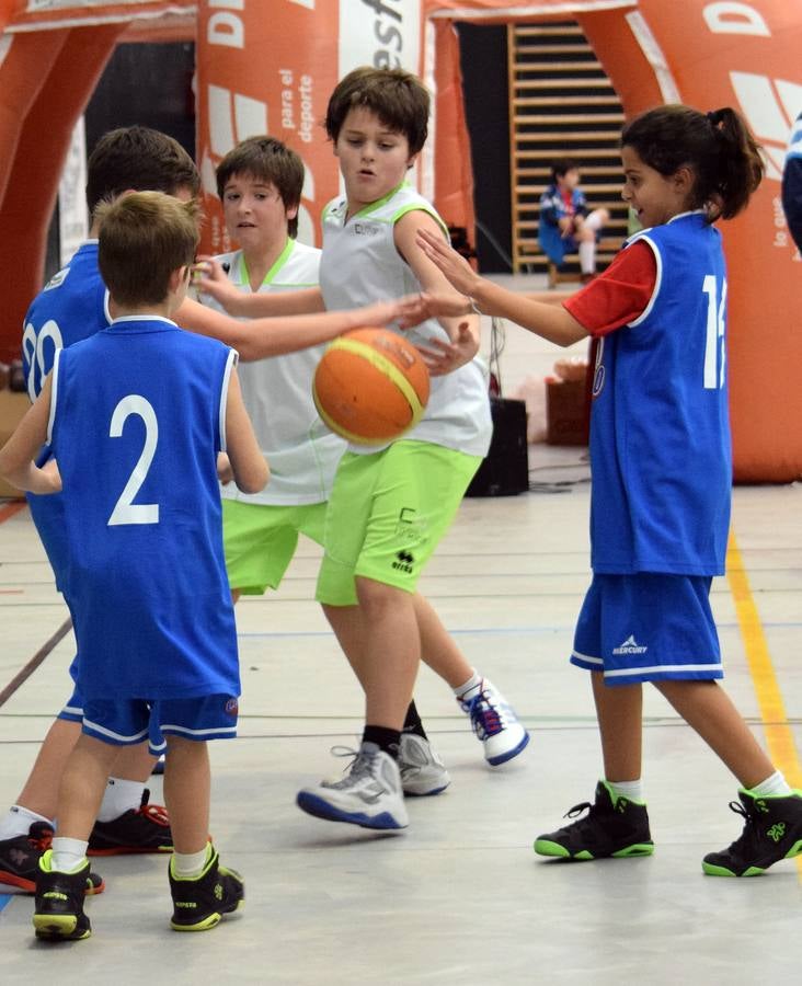 Lardero disfruta con las promesas del baloncesto