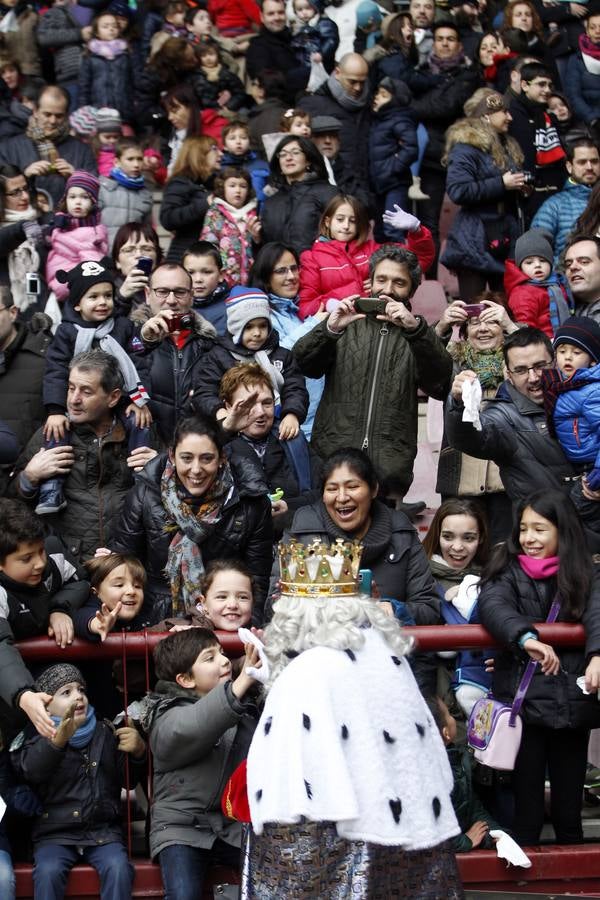 Los Reyes Magos llegan a Las Gaunas (I)