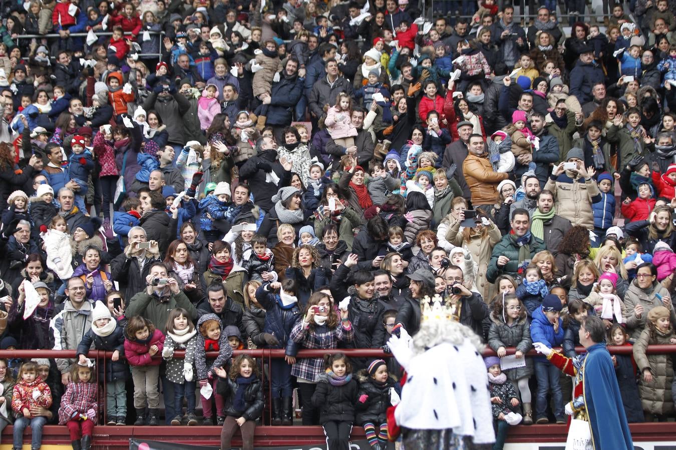 Los Reyes Magos llegan a Las Gaunas (I)