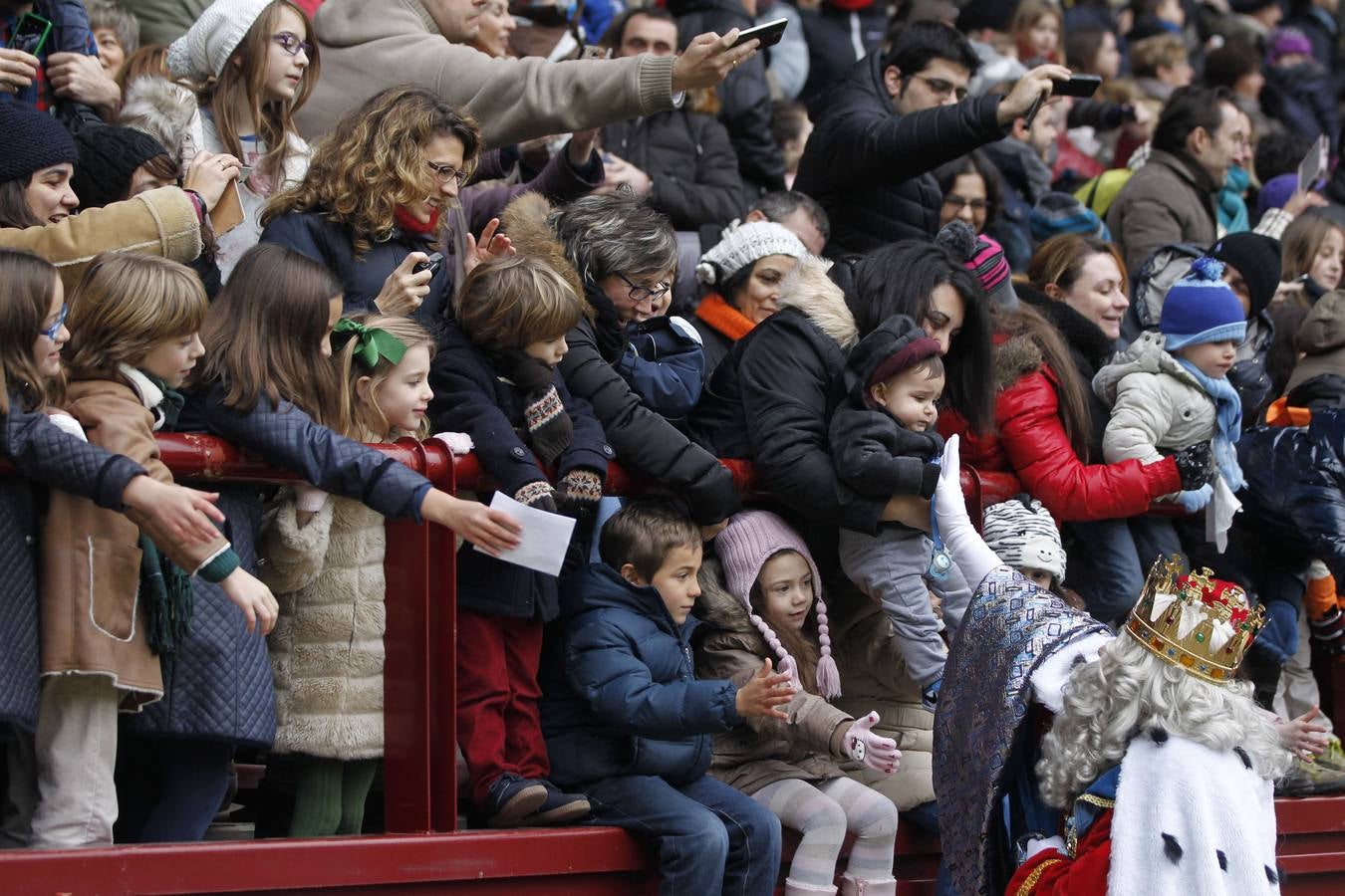 Los Reyes Magos llegan a Las Gaunas (I)