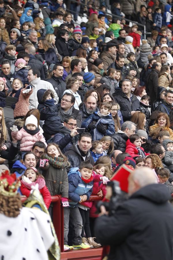 Los Reyes Magos llegan a Las Gaunas (I)