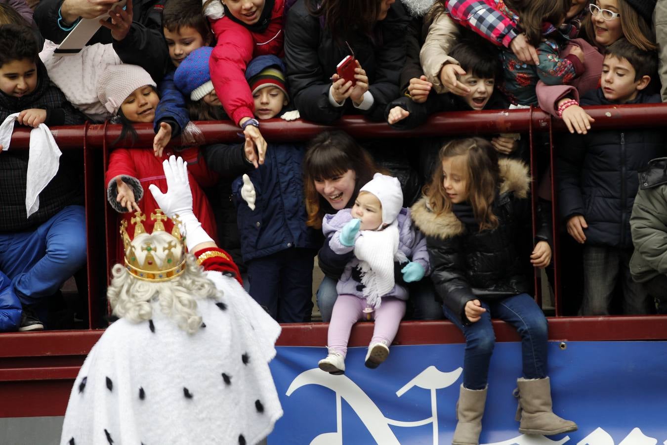 Los Reyes Magos llegan a Las Gaunas (II)