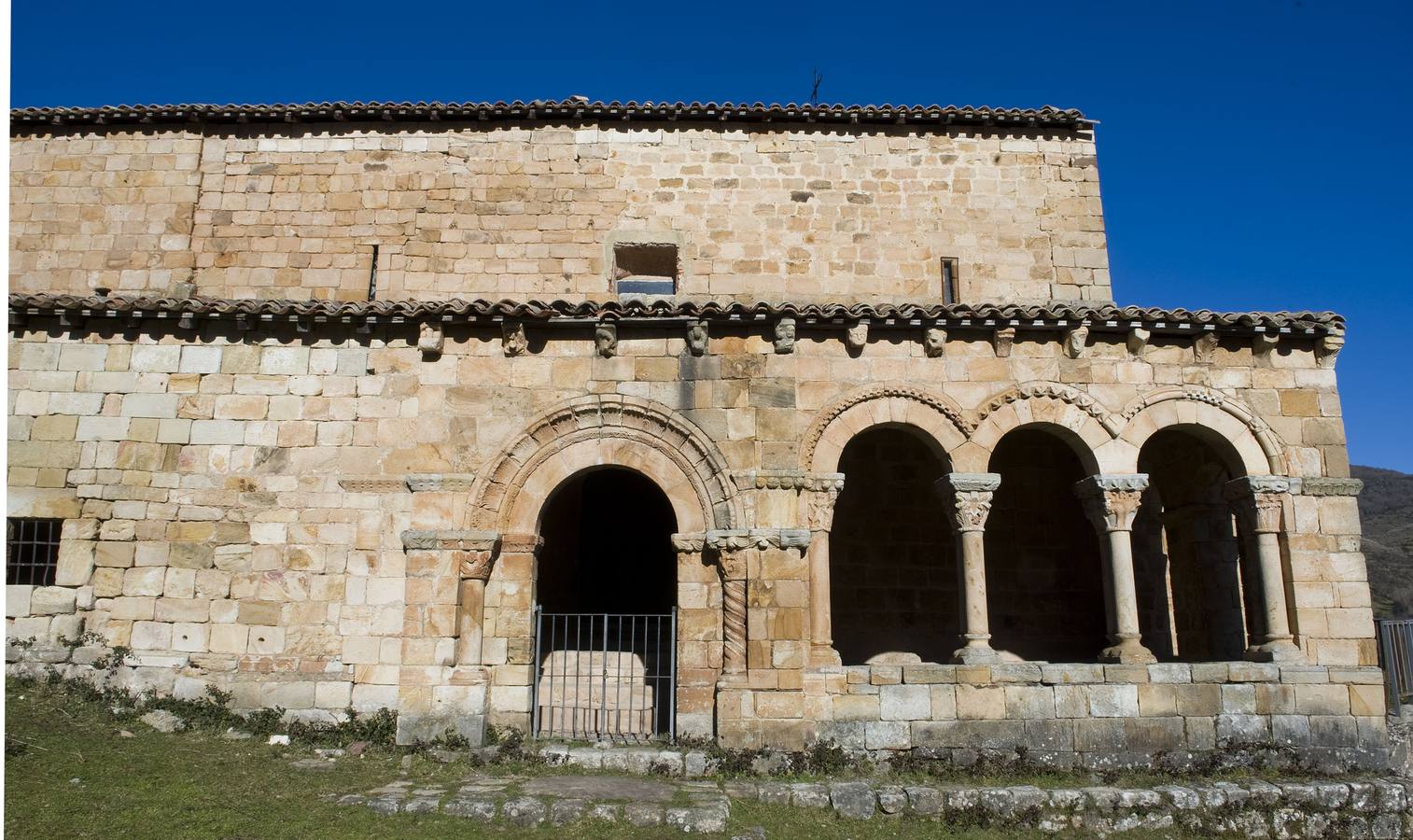 La ermita de San Cristóbal se cae