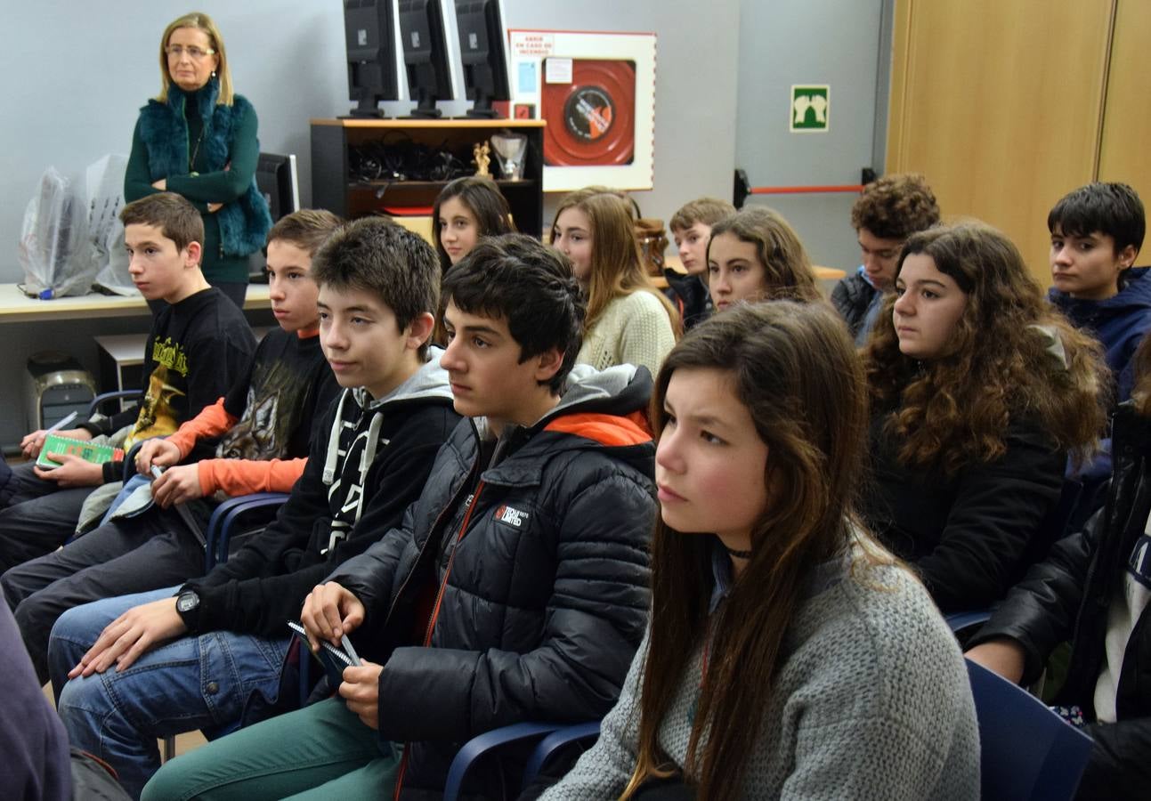 Los alumnos de 2º C de la ESO del Ies Sagasta visitan la multimedia de Diario LA RIOJA