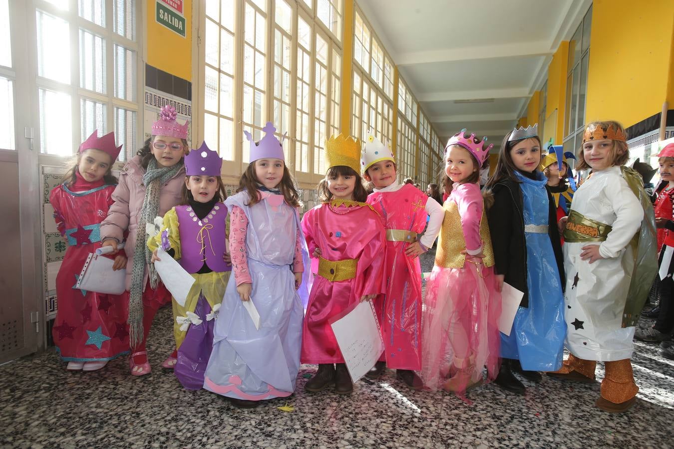 Los niños de Escolapios se difrazan por Carnaval