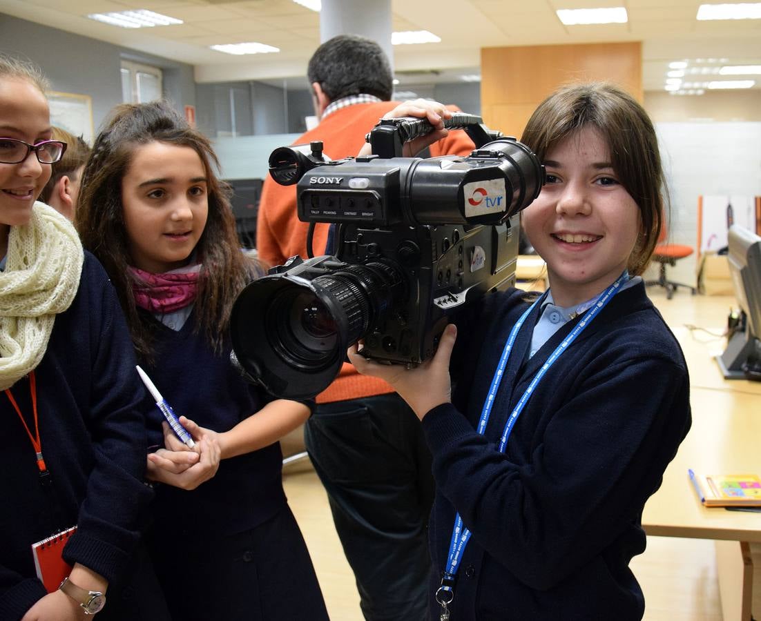 Visita de los alumnos del colegio Paula Montal