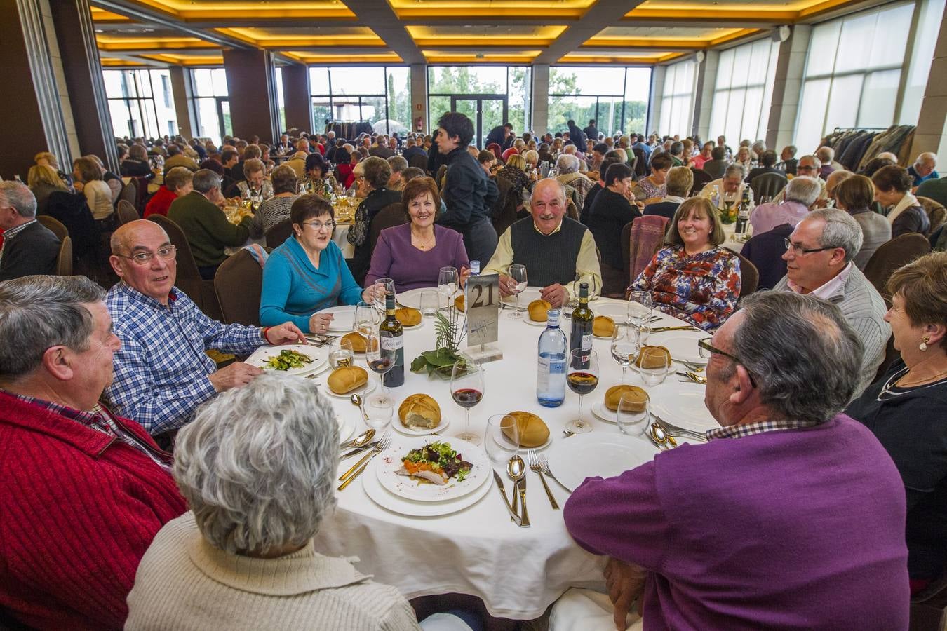 Jornada de mayores con comida en Delicatto (I)