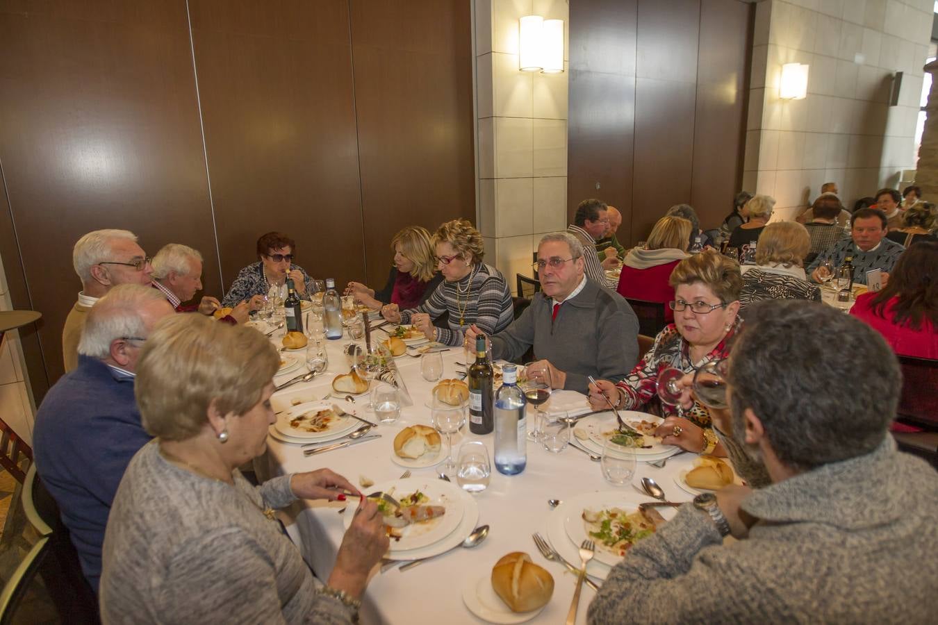 Jornada de mayores con comida en Delicatto (I)