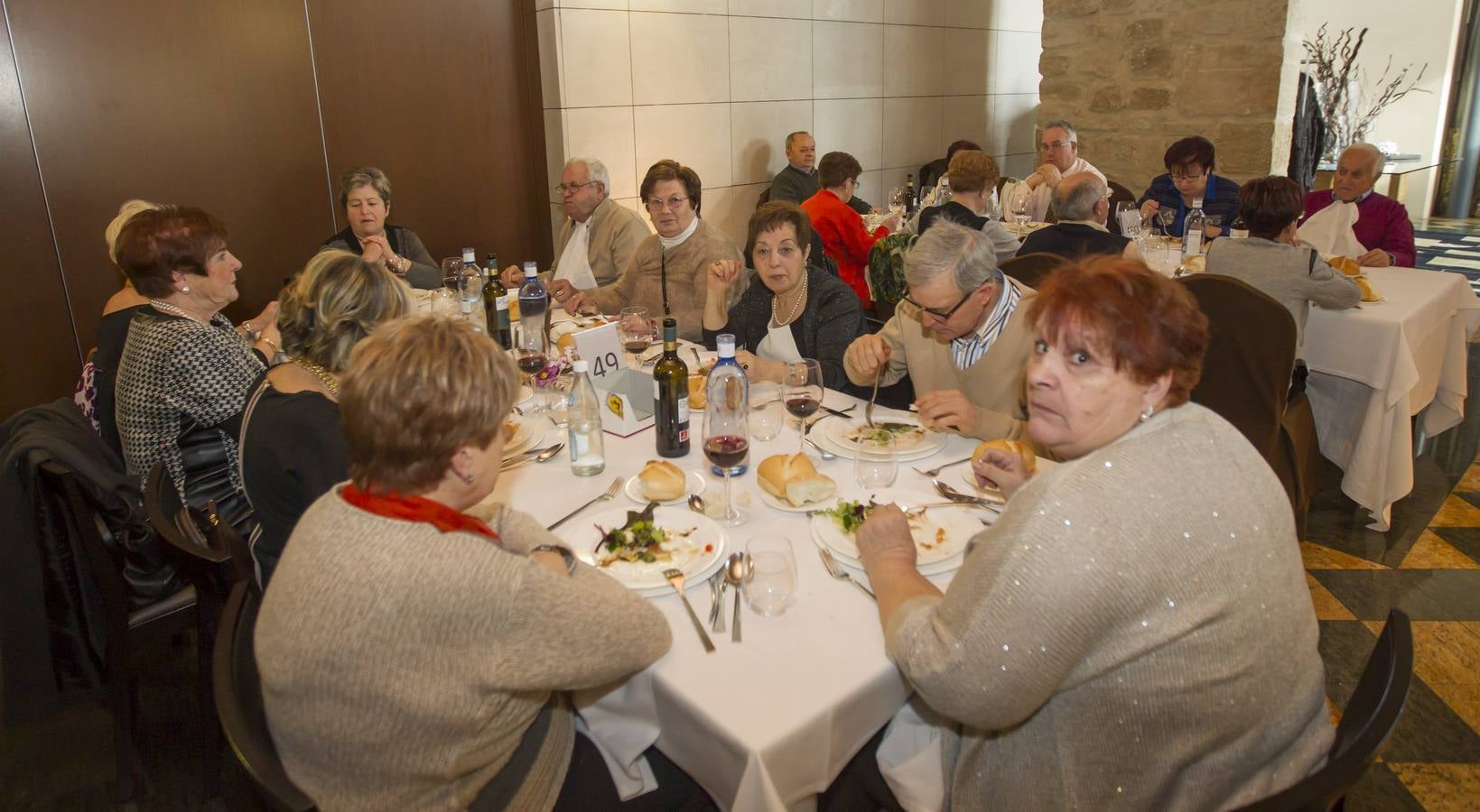 Jornada de mayores con comida en Delicatto (I)