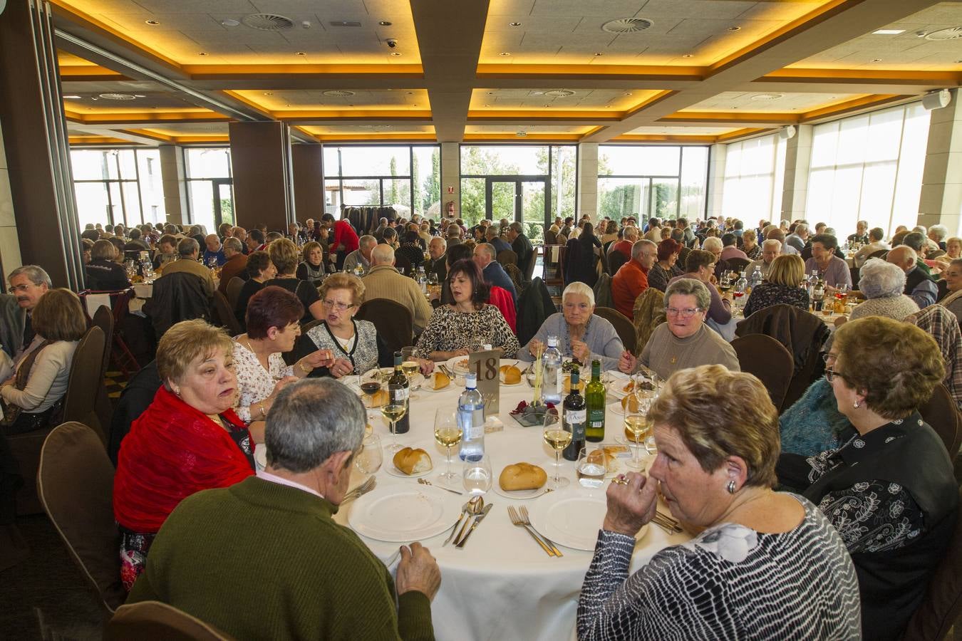 Jornada de mayores con comida en Delicatto (II)