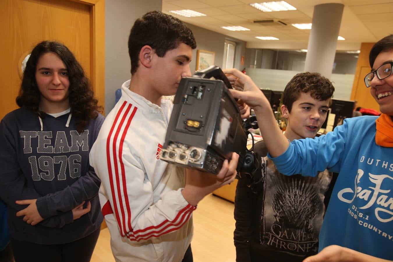 Visita de alumnos del Escultor Daniel