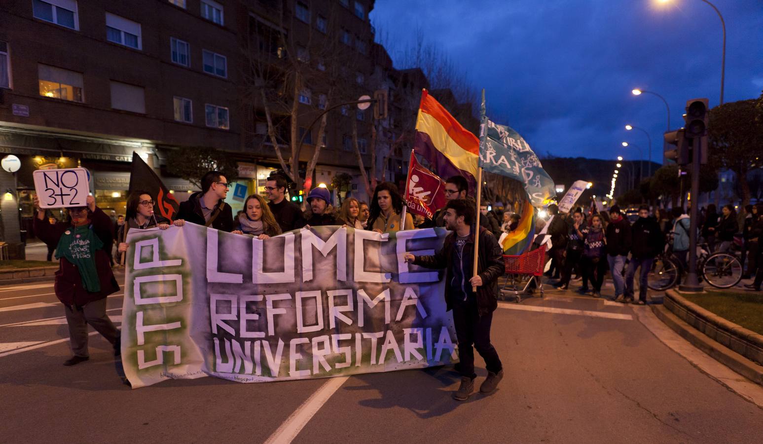 Los estudiantes se manifiestan contra el &#039;3+2&#039;