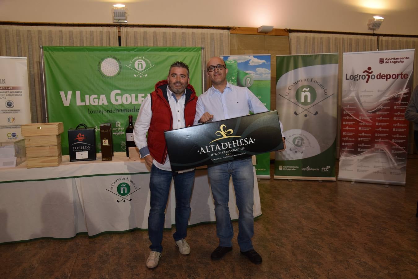 Entrega de premios de la V Liga de Golf y Vino (I)