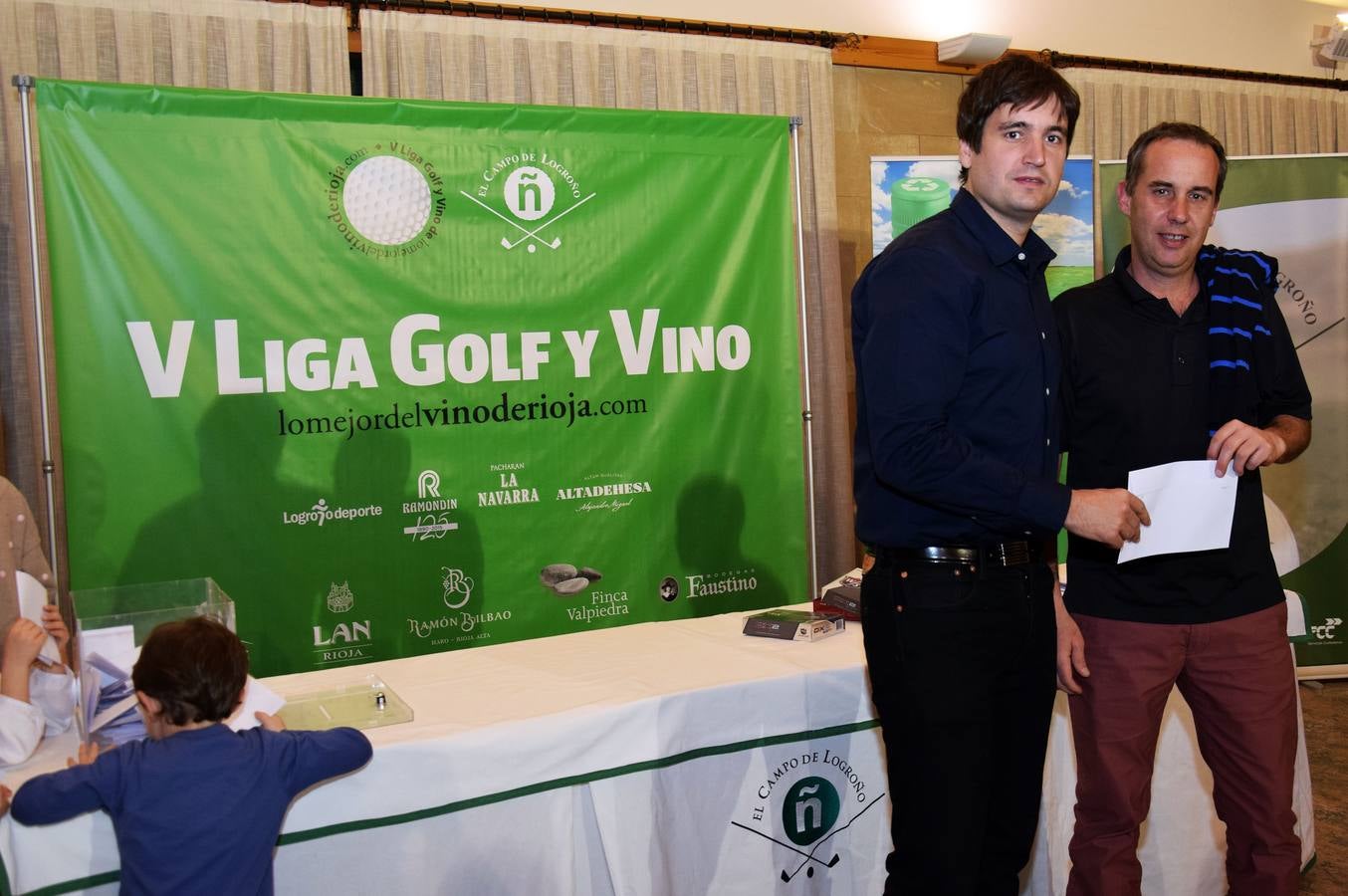 Entrega de premios de la V Liga de Golf y Vino (II)