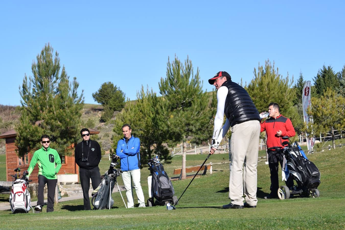 Arranca la competición en la V Liga de Golf y Vino (II)