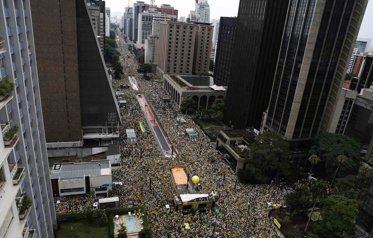 Protesta en Brasil contra Dilma