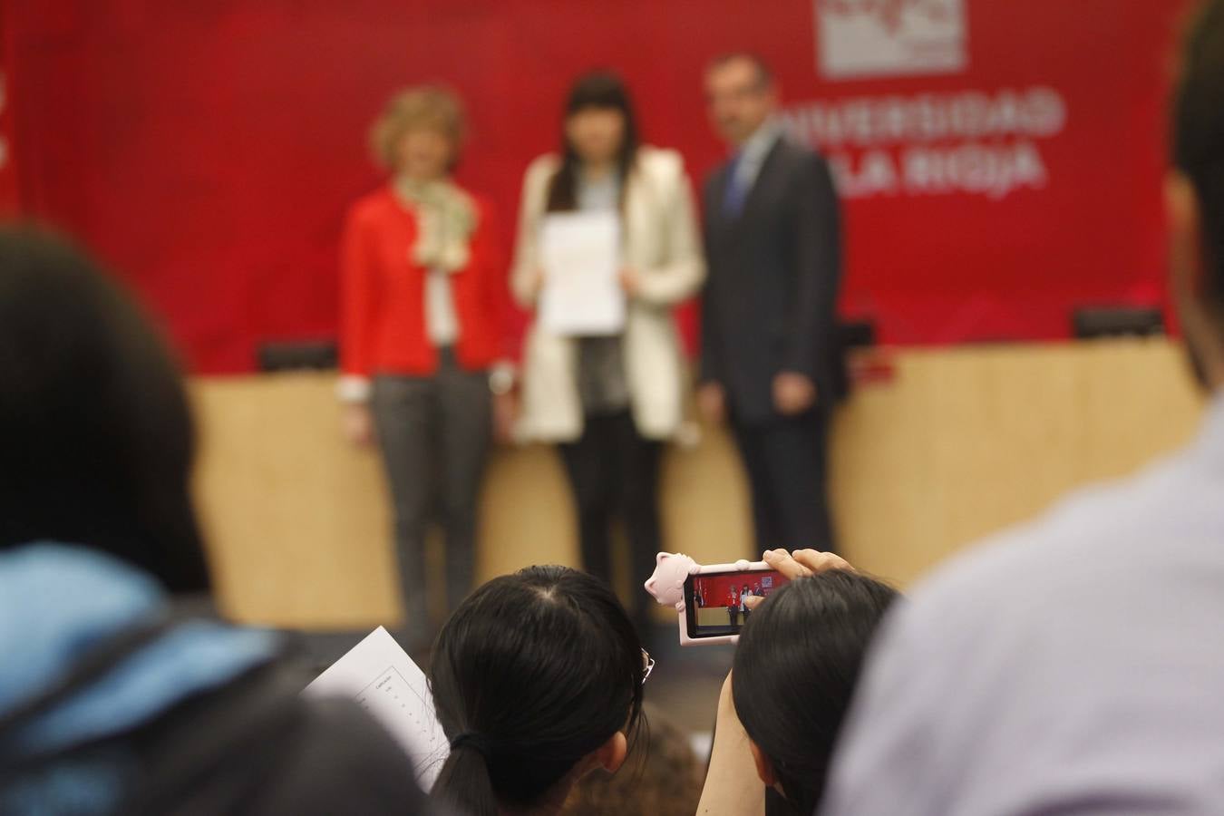 Entrega de diplomas y clausura en la UR del Curso de Lengua y Cultura Española