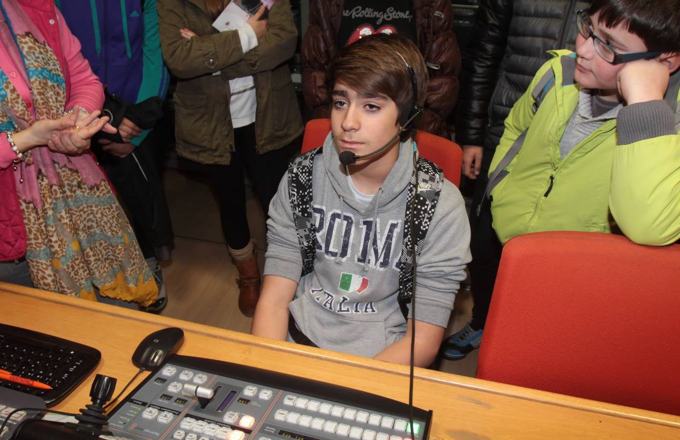 Los alumnos de 1º y 2º de la ESO del IES Gonzalo de Berceo visitan la multimedia de Diario LA RIOJA