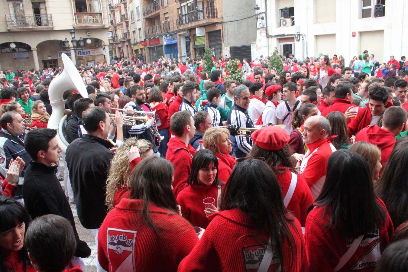 Arnedo empieza las fiestas de San José con &#039;La Bomba&#039;