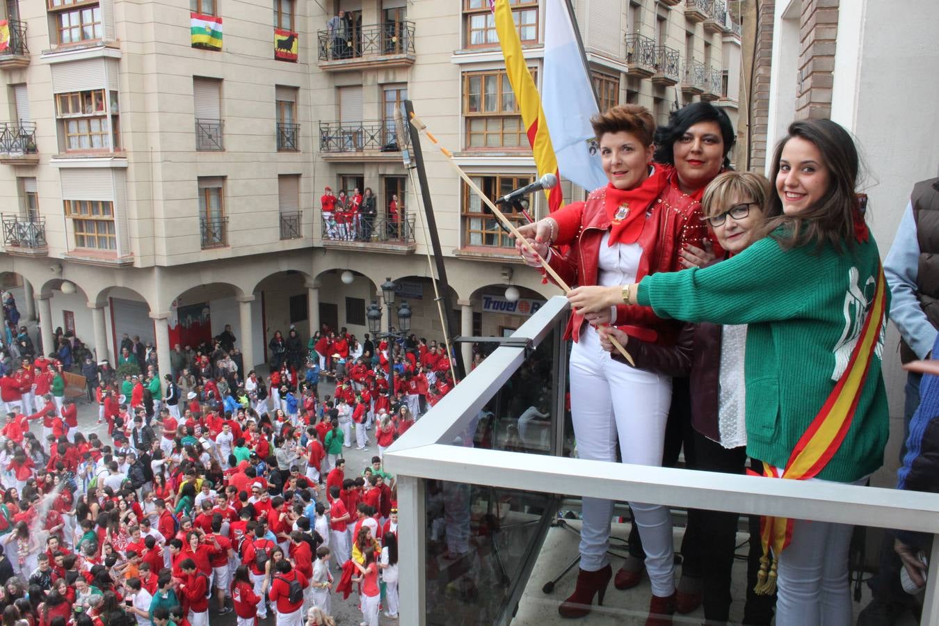 Arnedo empieza las fiestas de San José con &#039;La Bomba&#039;