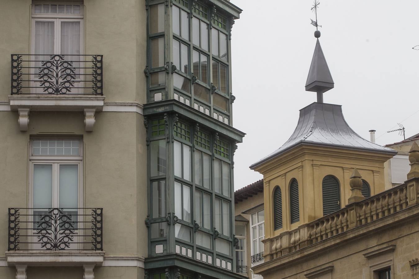 Logroño luce sus chapiteles