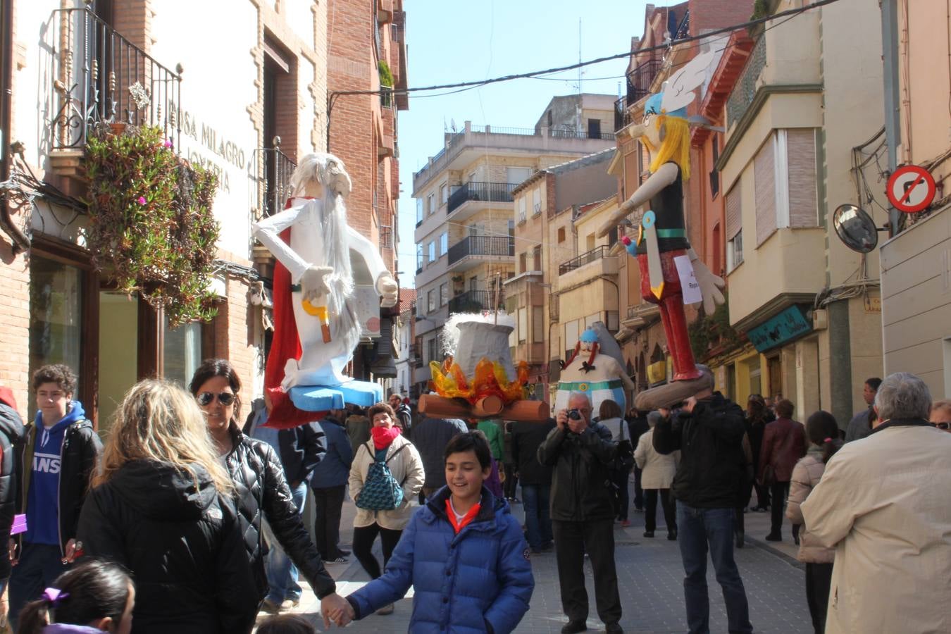 Alfaro celebra la quema de los Judas