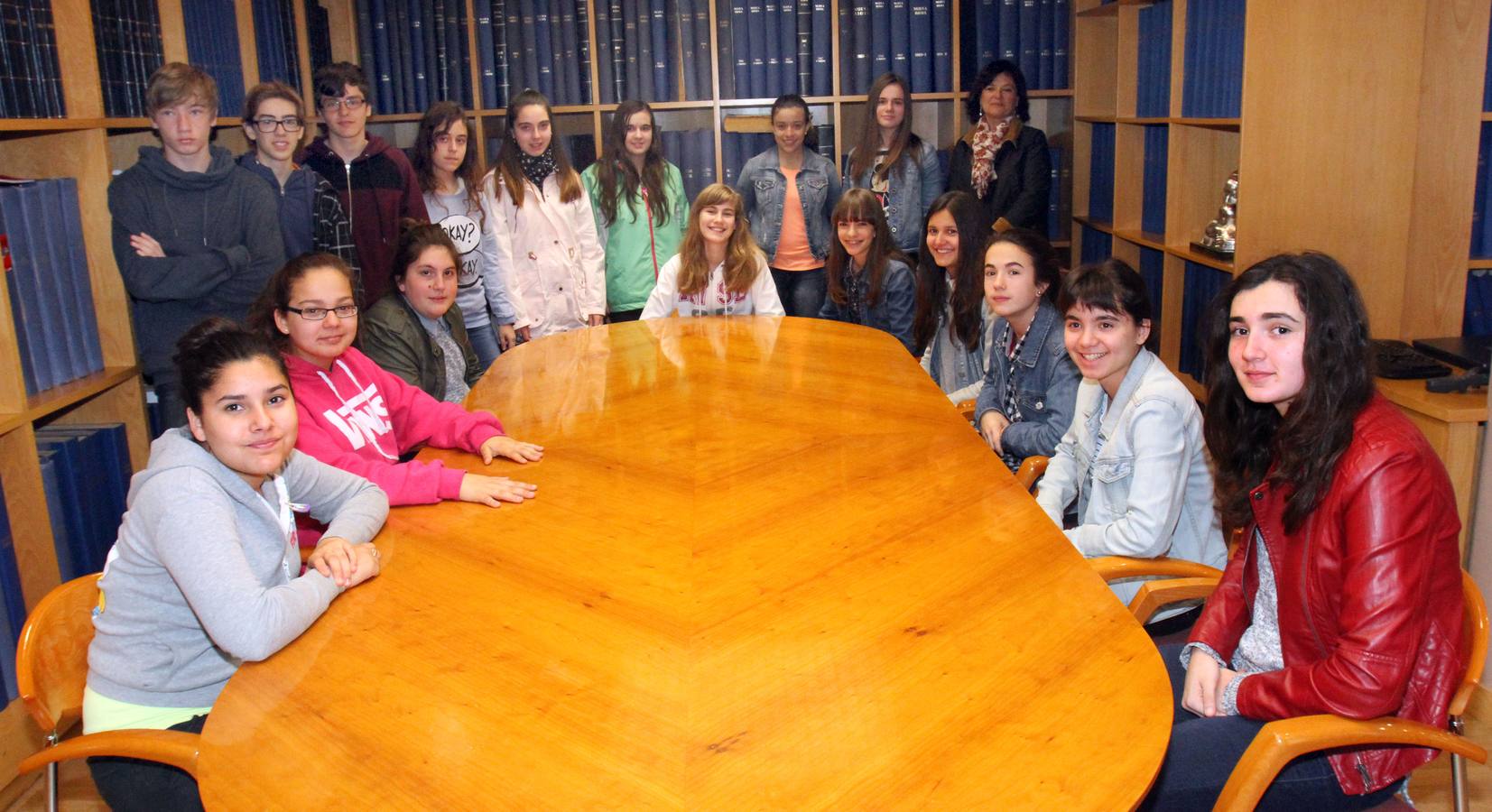 Los alumnos de 2º D de la ESO de Sagasta visitan la multimedia de Diario LA RIOJA