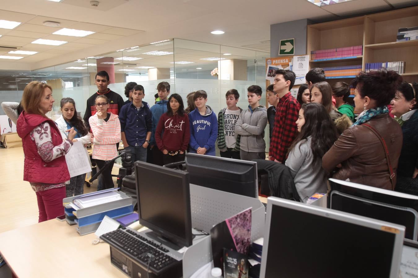 Alumnos del Sagasta visitan Diario LA RIOJA