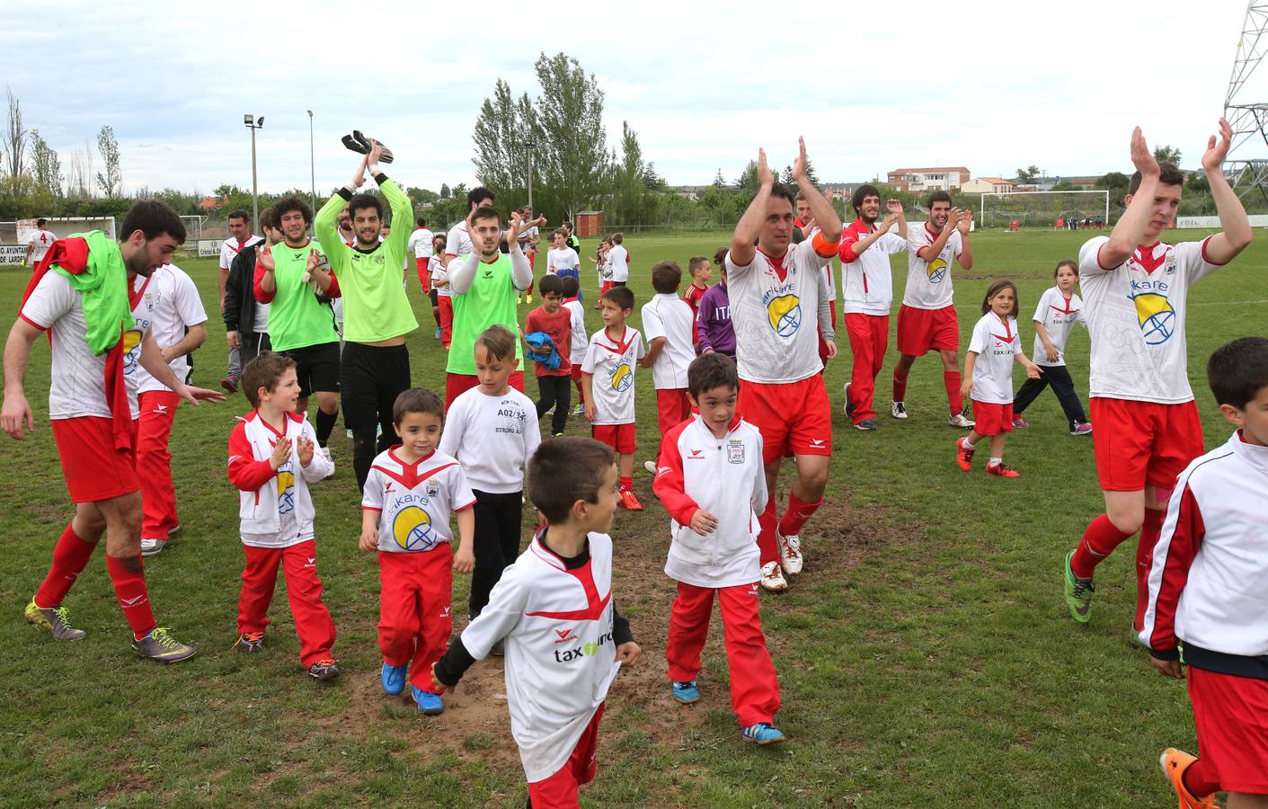 El San Marcial asciende a Tercera División