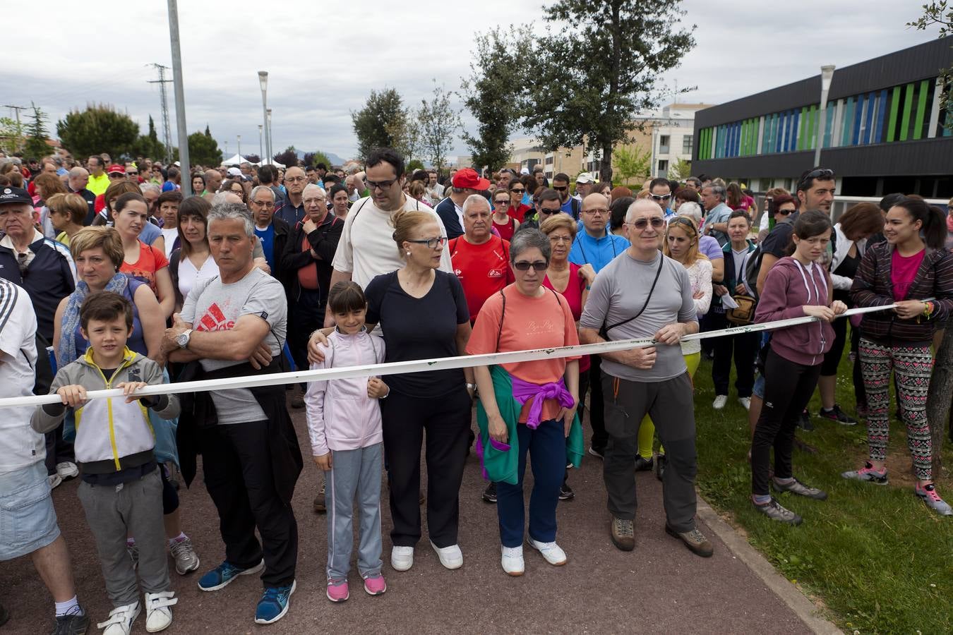 Unas 1.300 personas participan en el Paseo Saludable