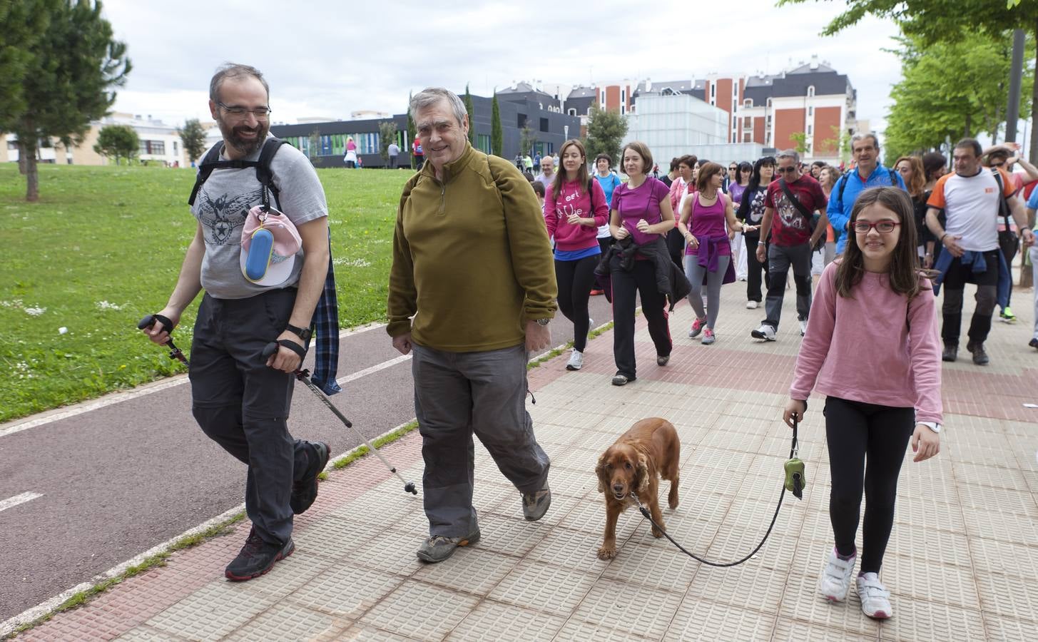 Unas 1.300 personas participan en el Paseo Saludable