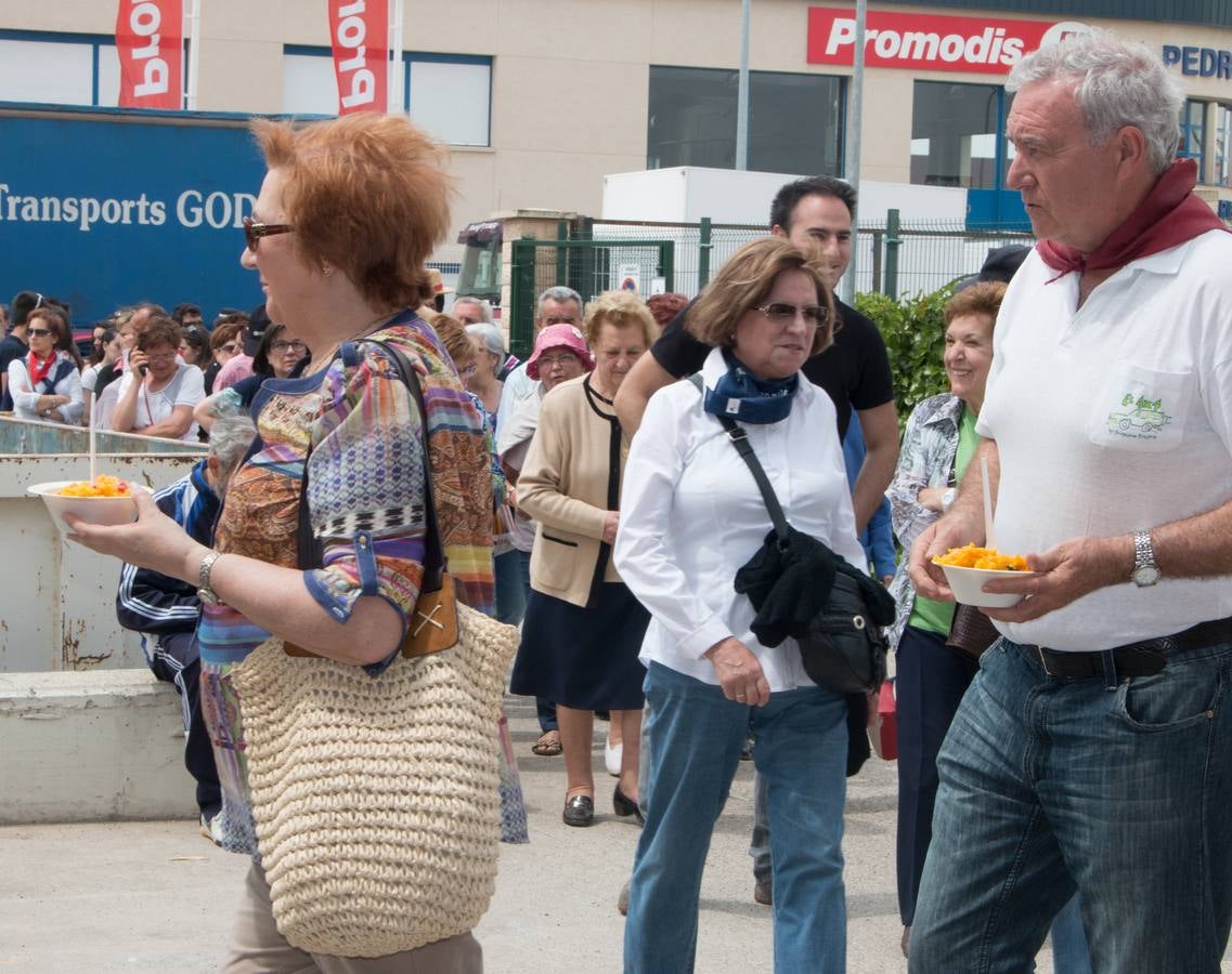 Santo Domingo celebra un concurso de paellas en el penúltimo día de fiestas