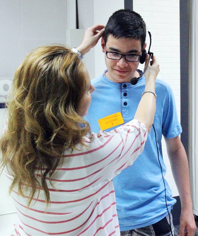 Los alumnos 2º de la ESO del Centro Marianistas de Vitoria y Logroño visitan la multimedia de Diario LA RIOJA