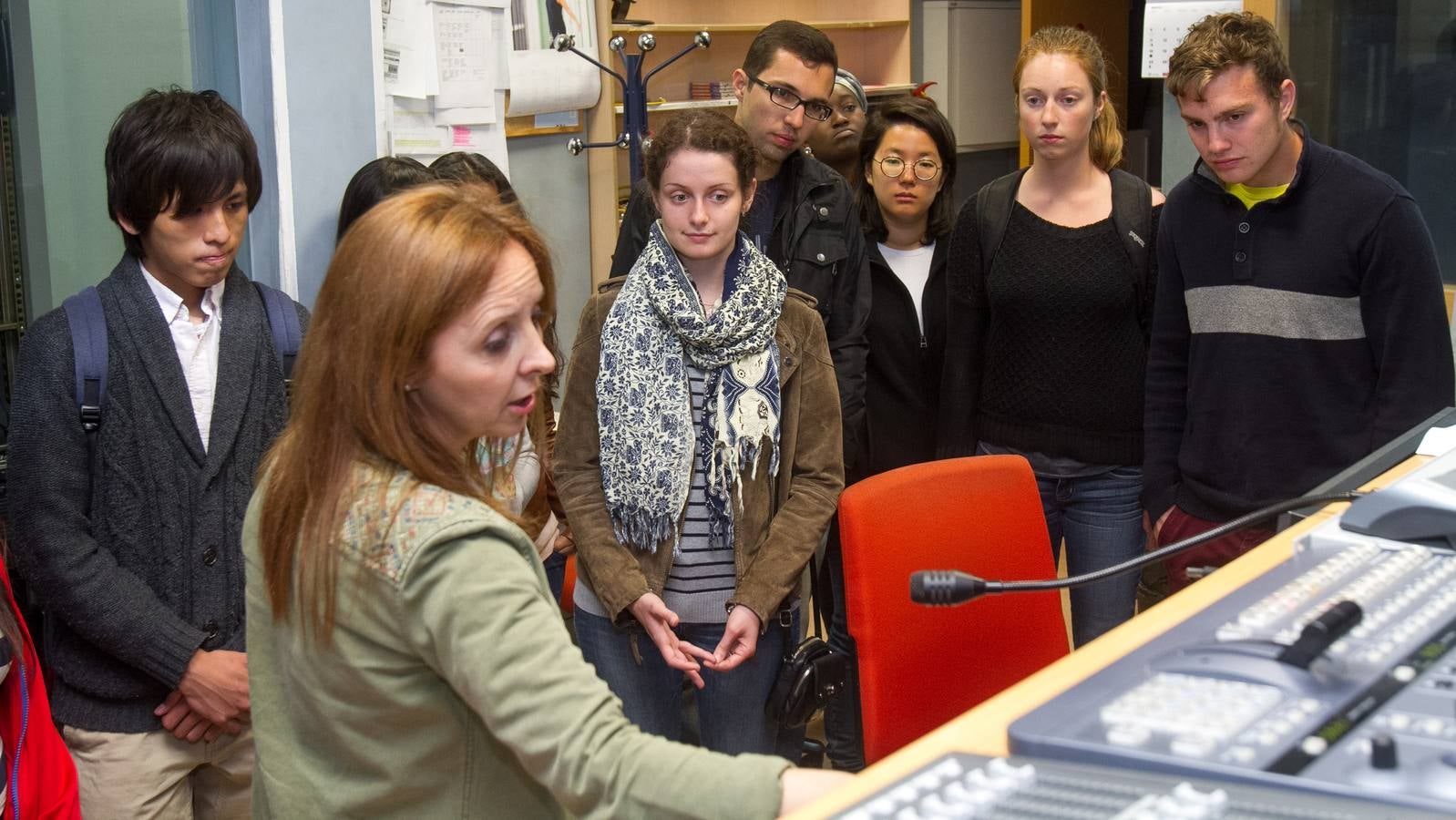Visita de los alumnos de los Cursos de Lengua y Cultura española de la Fundación UR