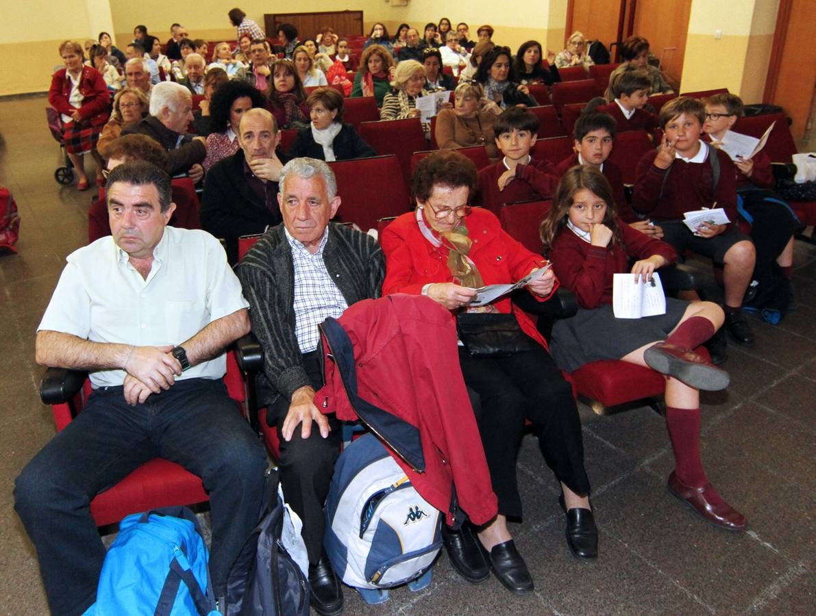 Festival homenaje a los abuelos en las Aulas de la Tercera Edad