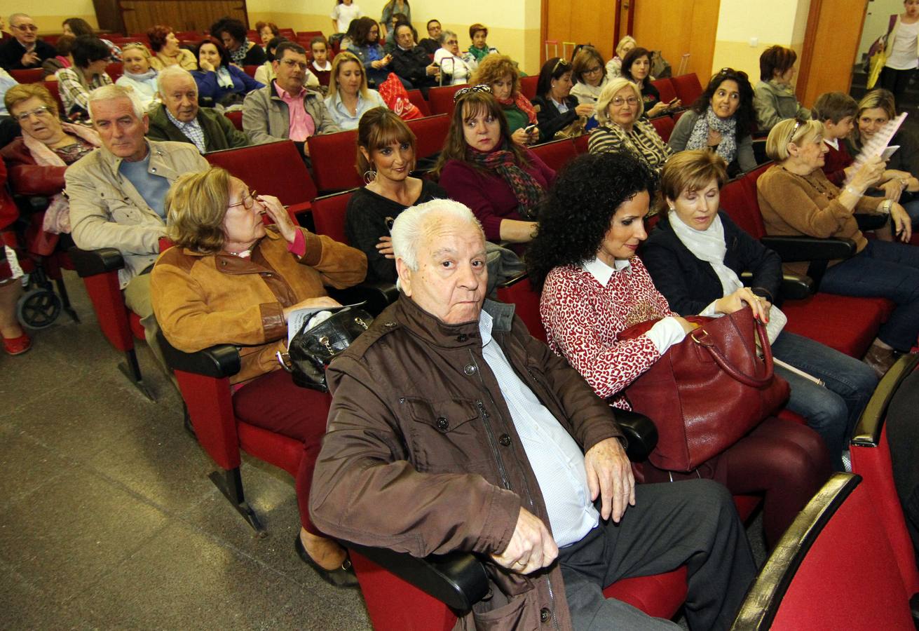 Festival homenaje a los abuelos en las Aulas de la Tercera Edad
