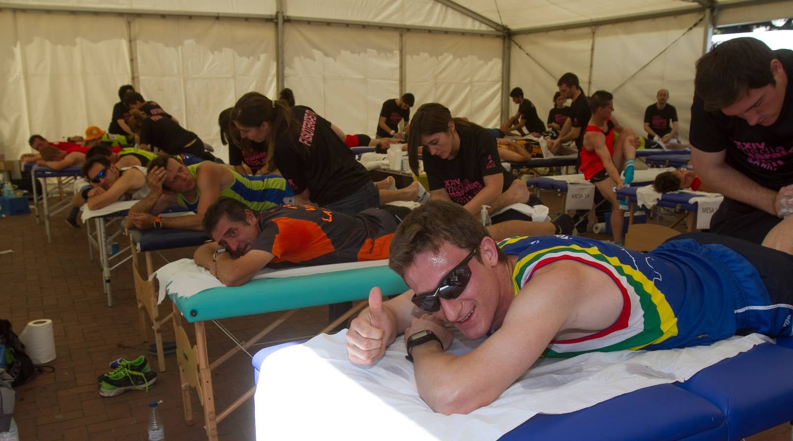 Media Maratón de La Rioja: Masaje y estiramientos