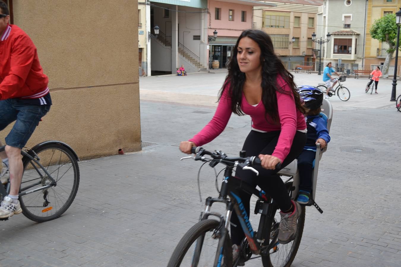 Bicicletada en Baños del Río Tobía